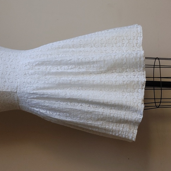 Lilly Pulitzer Ivory Lace Mini Dress - Picture 2 of 6